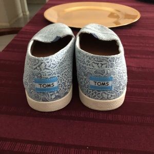 TOMS shoes.